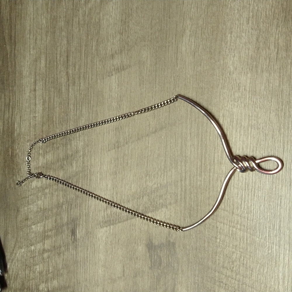Knot Silvertone Vintage Necklace